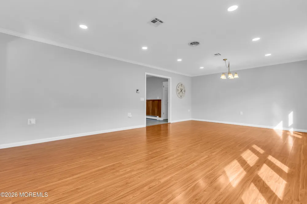20 Camrose Street Toms River, NJ 08757