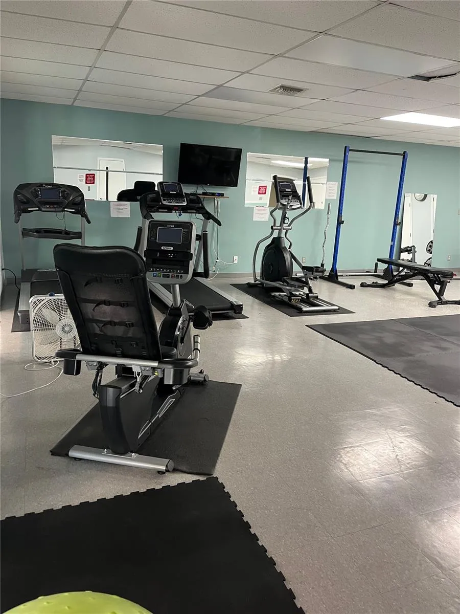 39650 US HIGHWAY 19 #576 Tarpon Springs, FL 34689