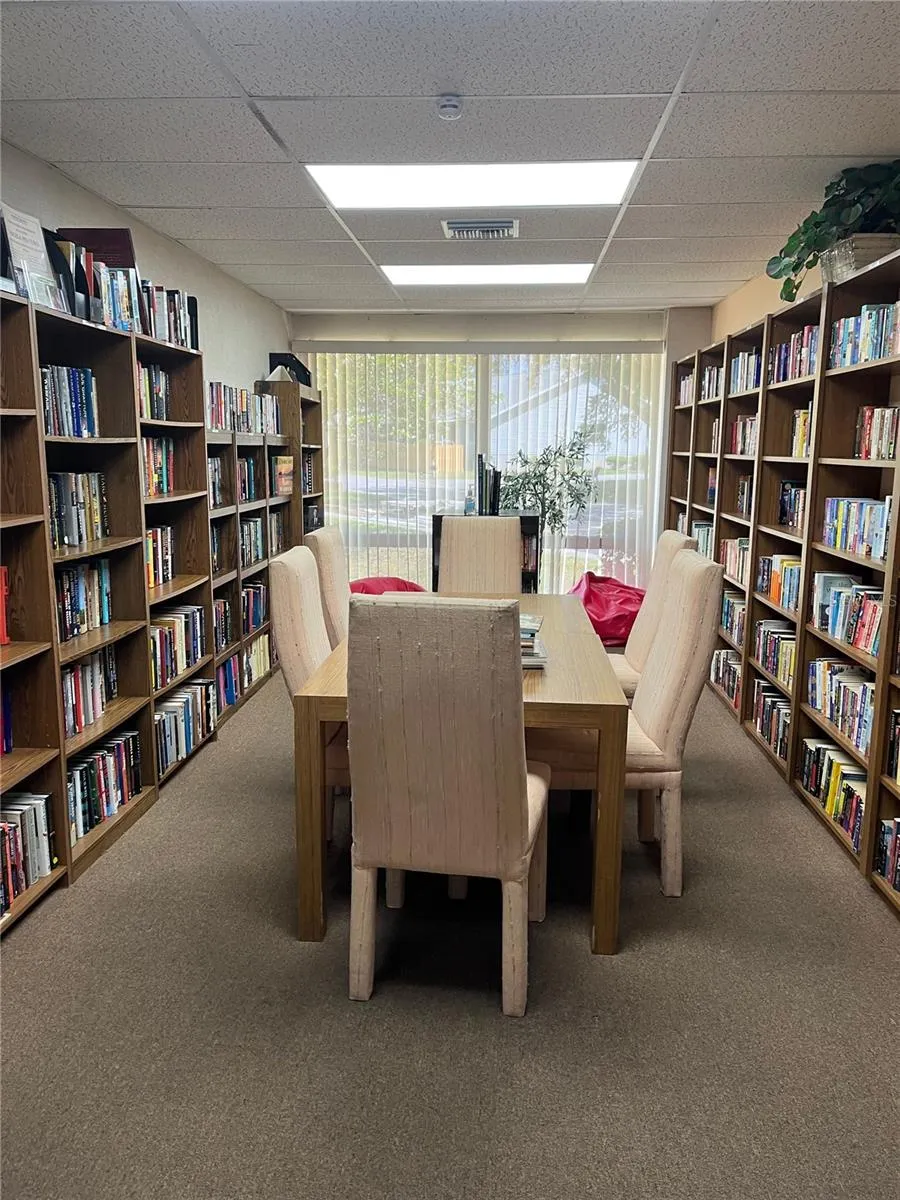 39650 US HIGHWAY 19 #576 Tarpon Springs, FL 34689