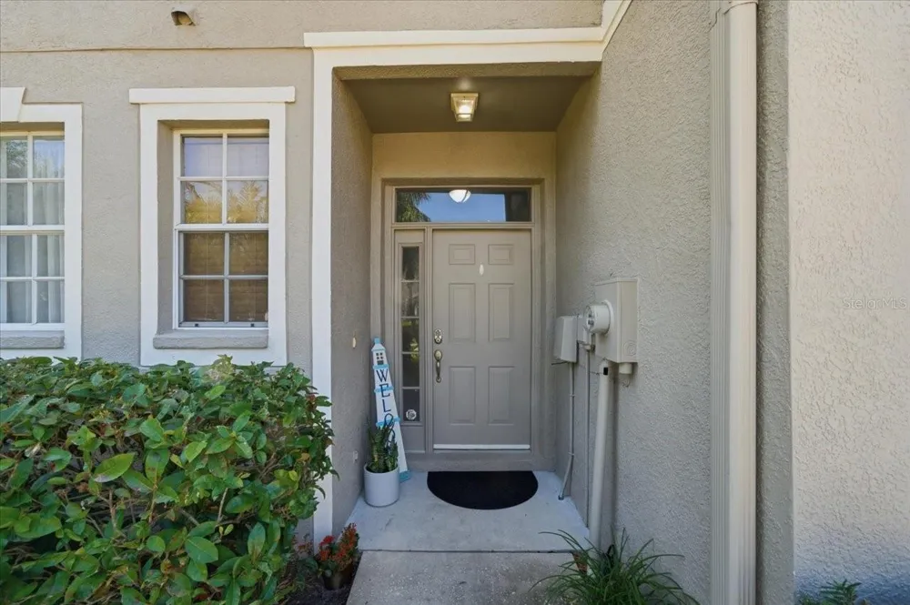 752 VALLANCE WAY NE St Petersburg, FL 33716