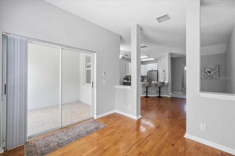 752 VALLANCE WAY NE St Petersburg, FL 33716
