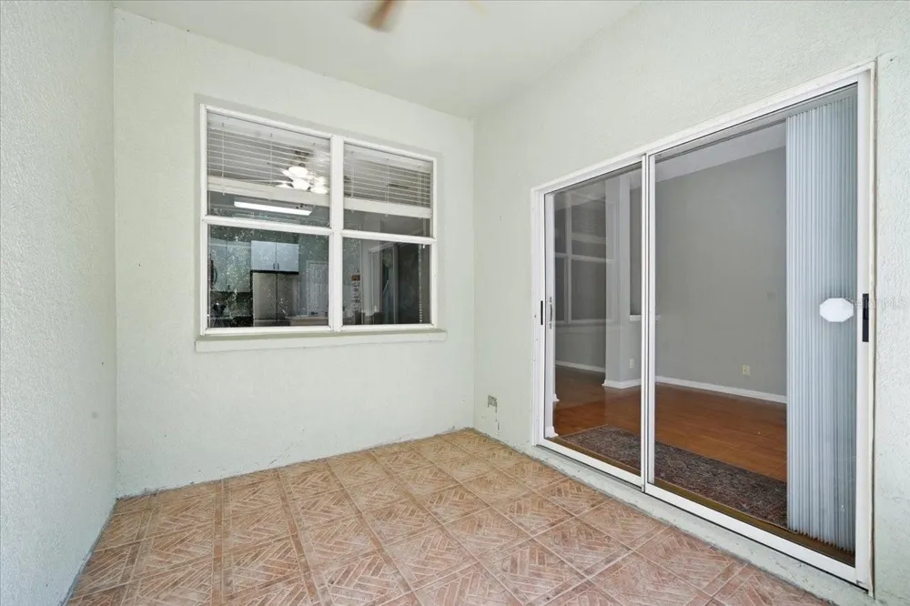 752 VALLANCE WAY NE St Petersburg, FL 33716