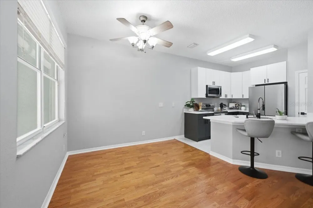 752 VALLANCE WAY NE St Petersburg, FL 33716