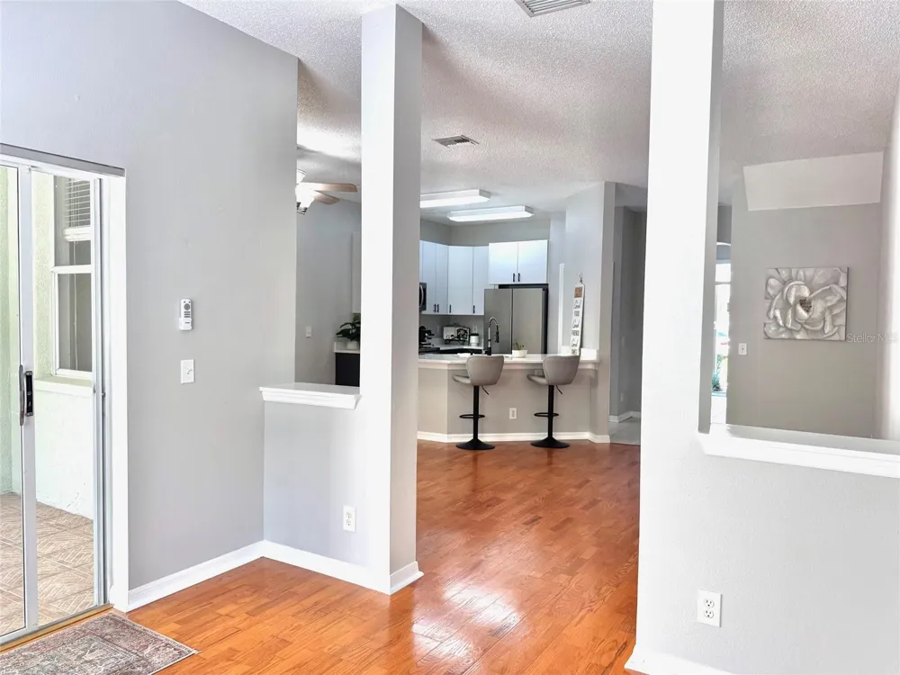 752 VALLANCE WAY NE St Petersburg, FL 33716