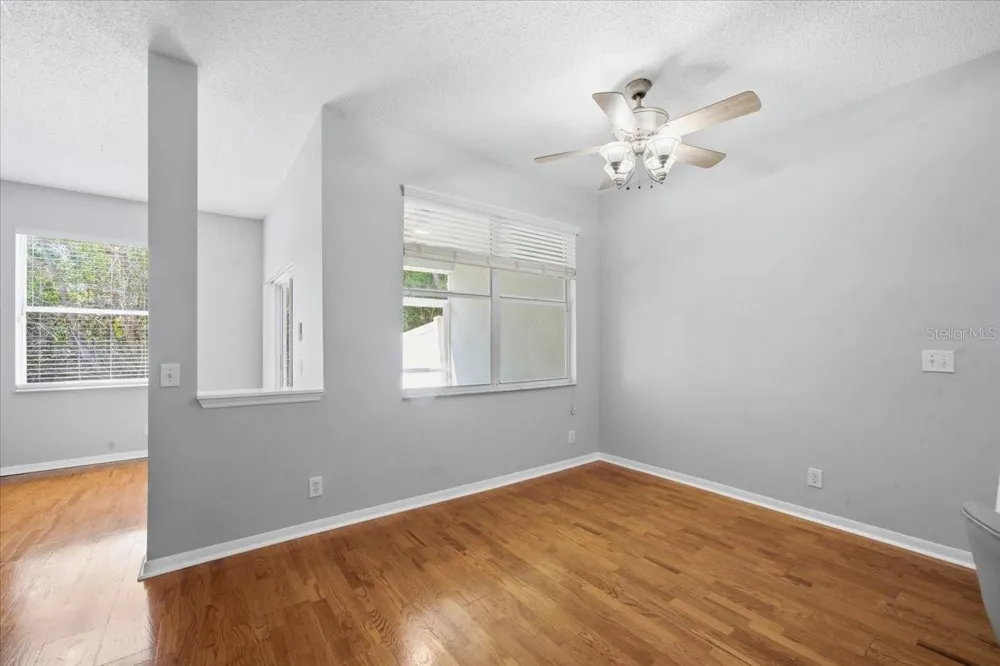 752 VALLANCE WAY NE St Petersburg, FL 33716