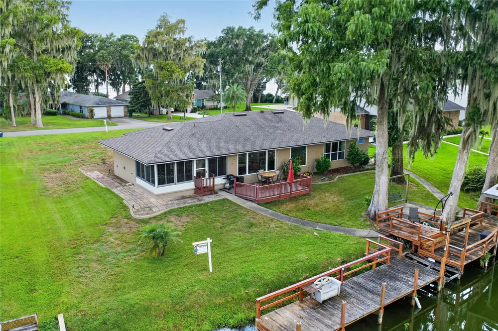 235 TEMPLE CIRCLE Eustis, FL 32726