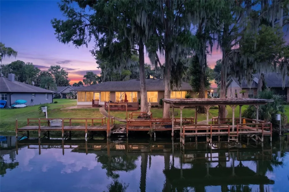 235 TEMPLE CIRCLE Eustis, FL 32726