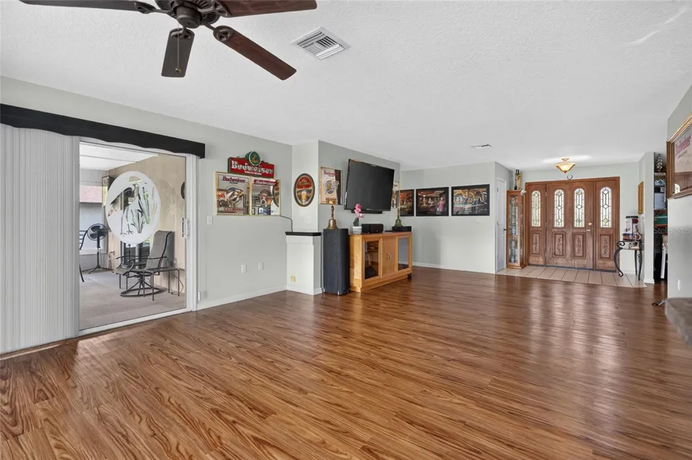 235 TEMPLE CIRCLE Eustis, FL 32726