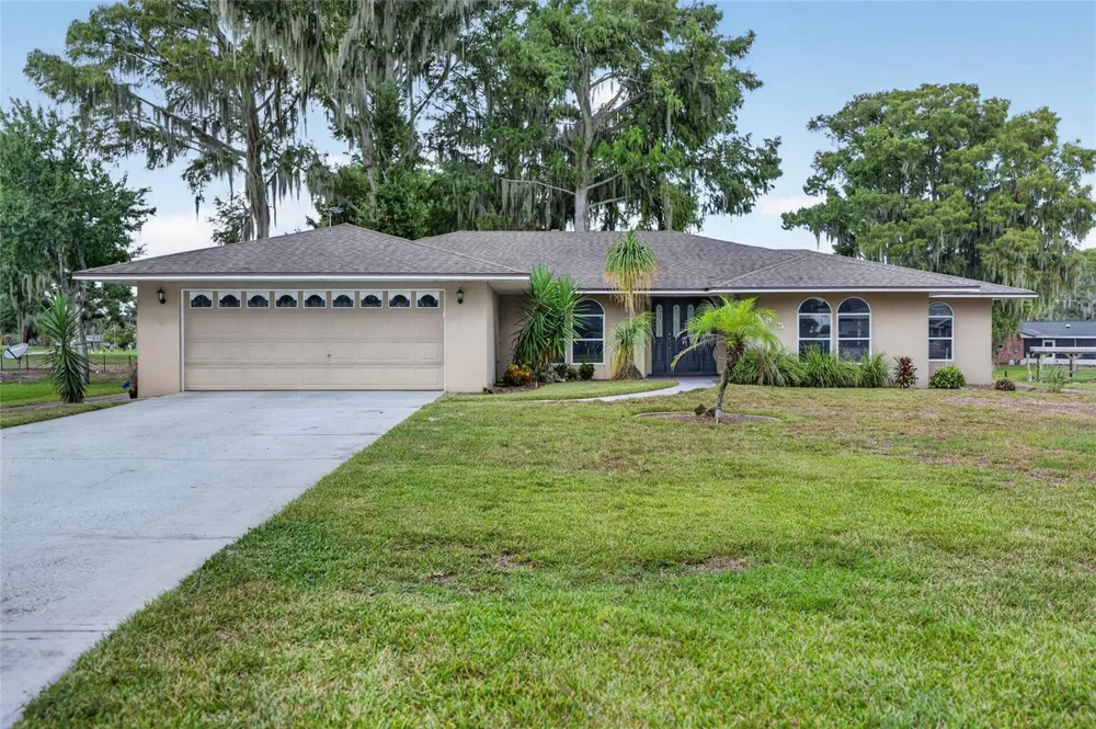 235 TEMPLE CIRCLE Eustis, FL 32726