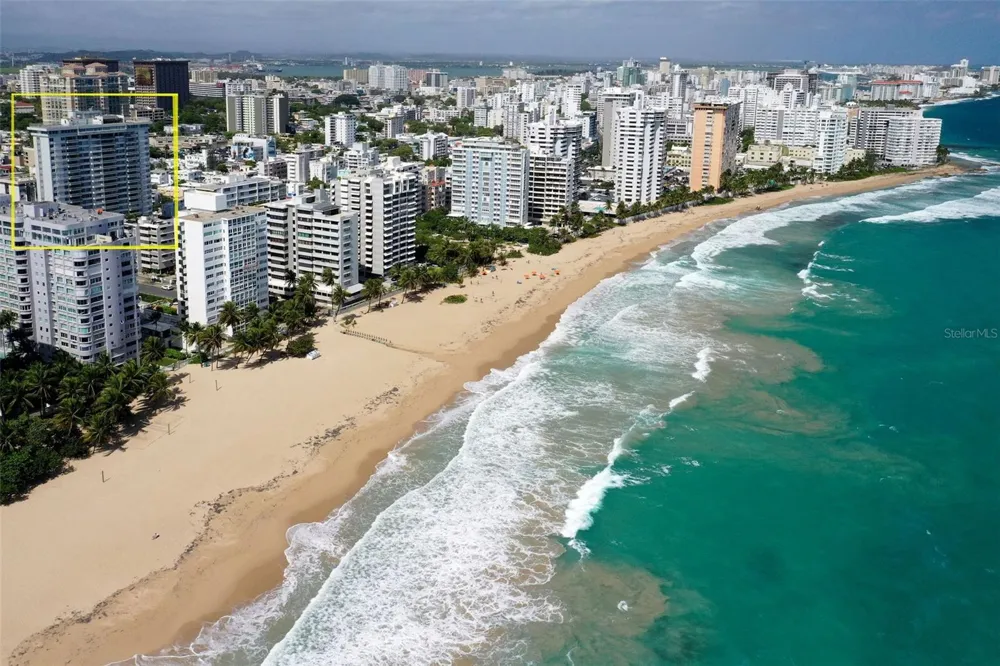 70 KINGS COURT #17C San Juan, PR 00911