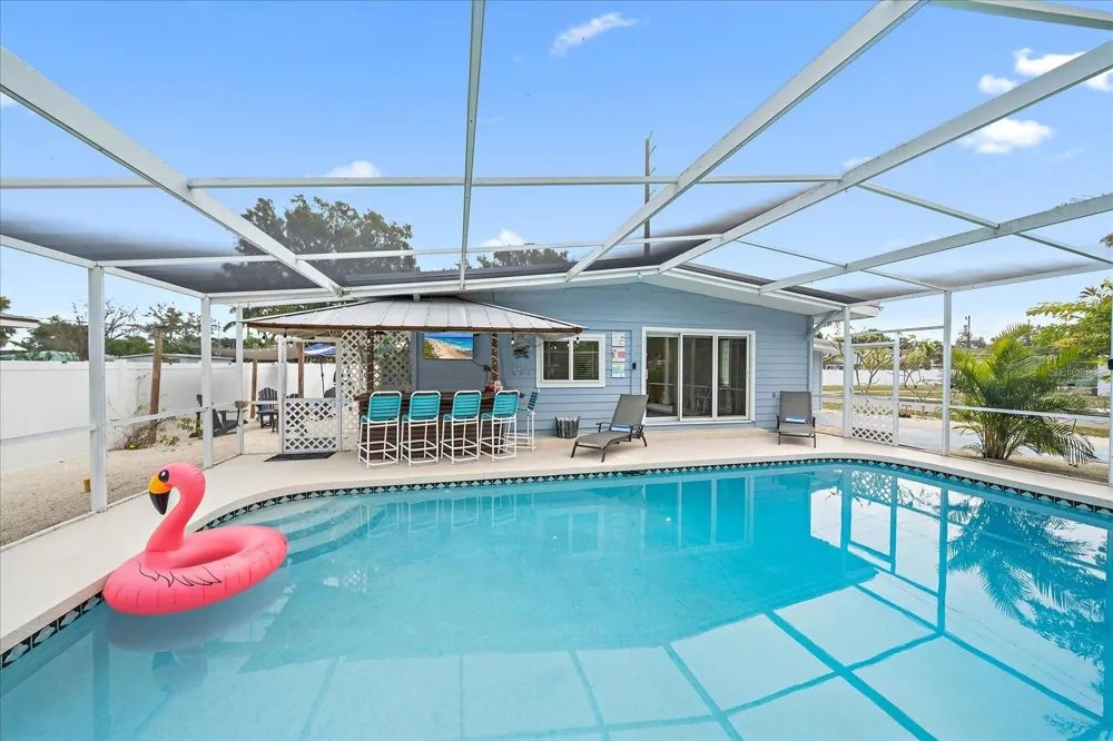 217 46TH STREET W Bradenton, FL 34209