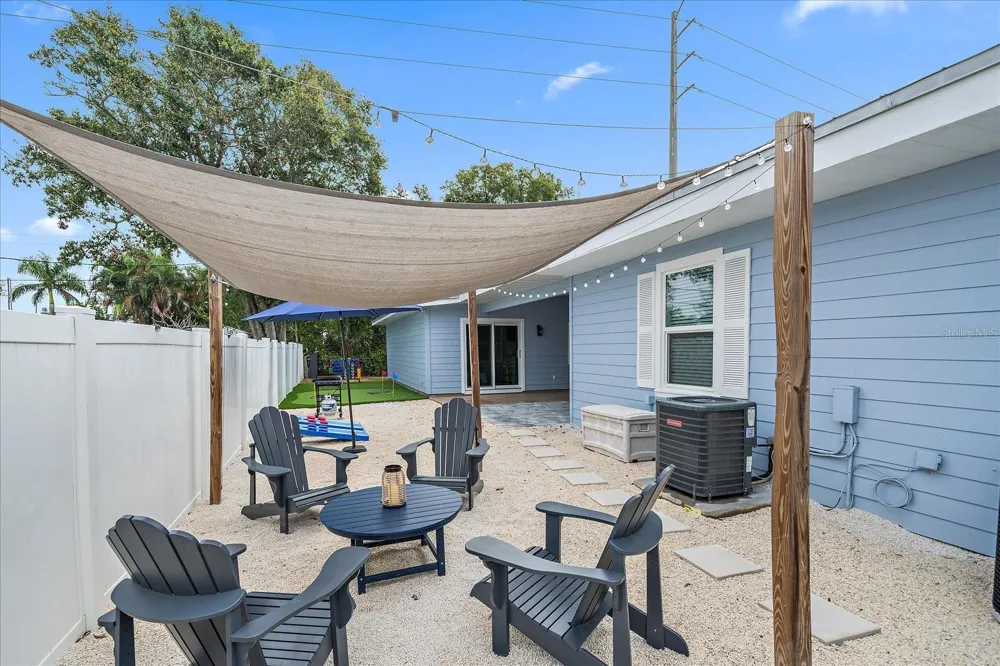 217 46TH STREET W Bradenton, FL 34209