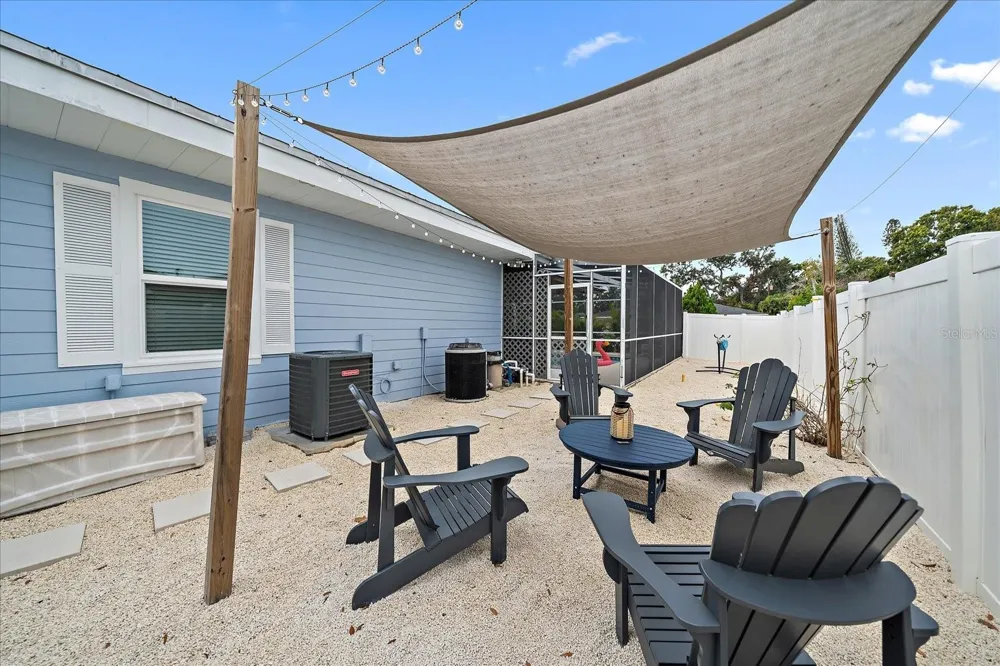 217 46TH STREET W Bradenton, FL 34209
