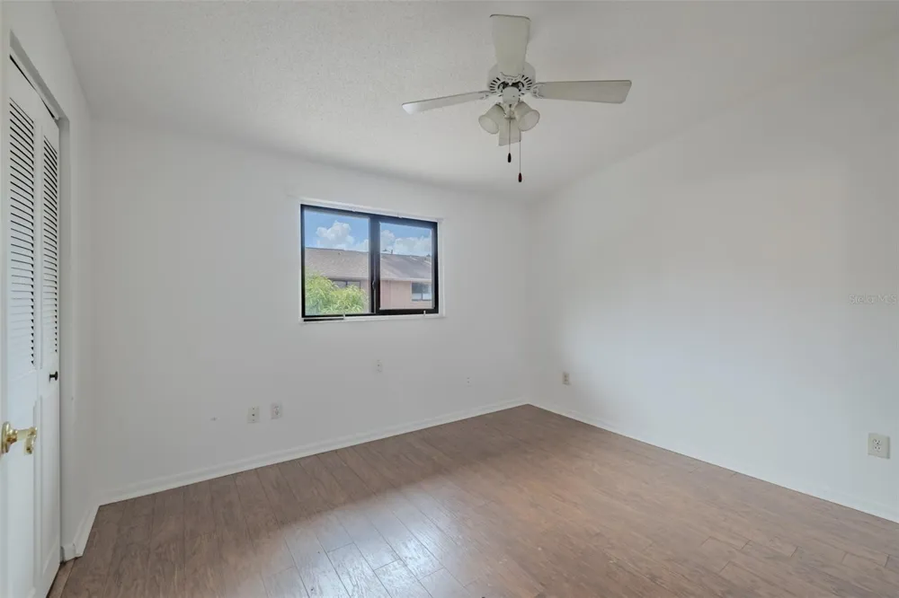 4008 OAK LIMB Tampa, FL 33614