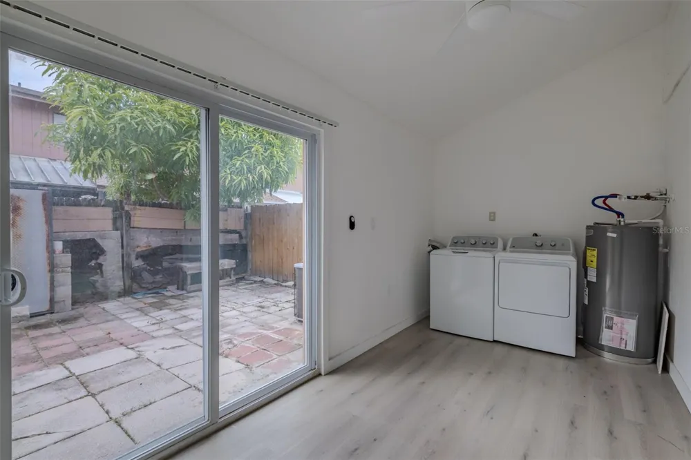 4008 OAK LIMB Tampa, FL 33614