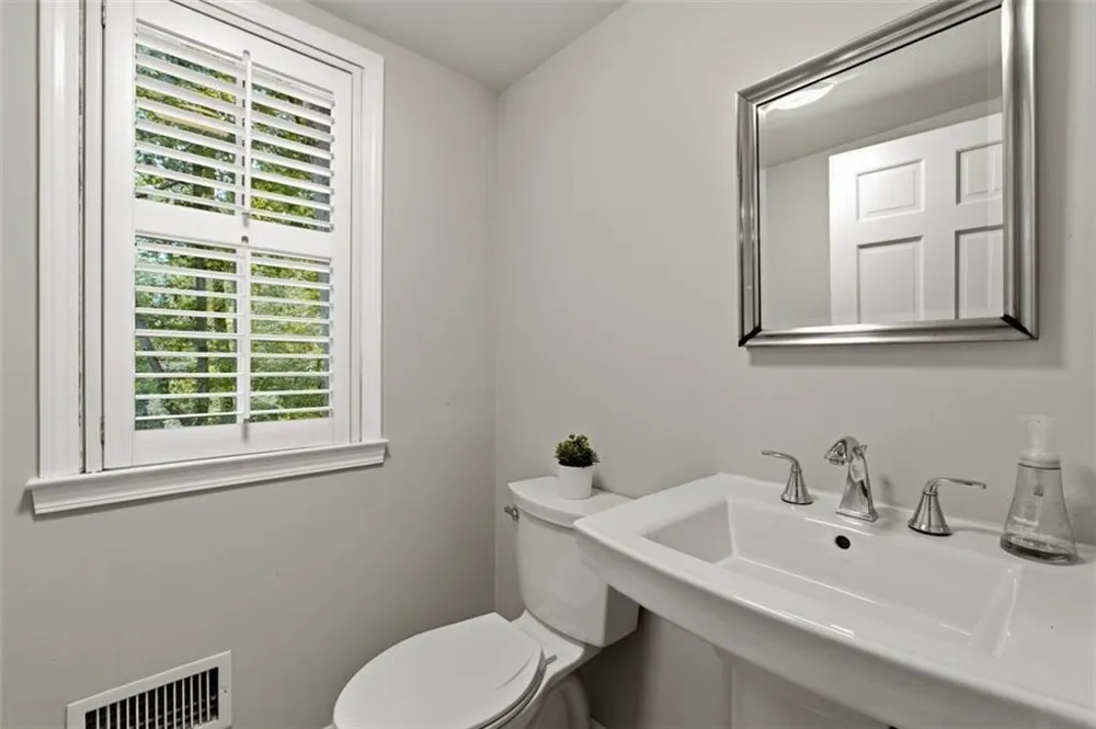 7140 Duncourtney Drive Sandy Springs, GA 30328