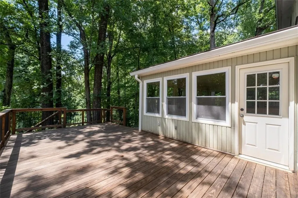 7140 Duncourtney Drive Sandy Springs, GA 30328