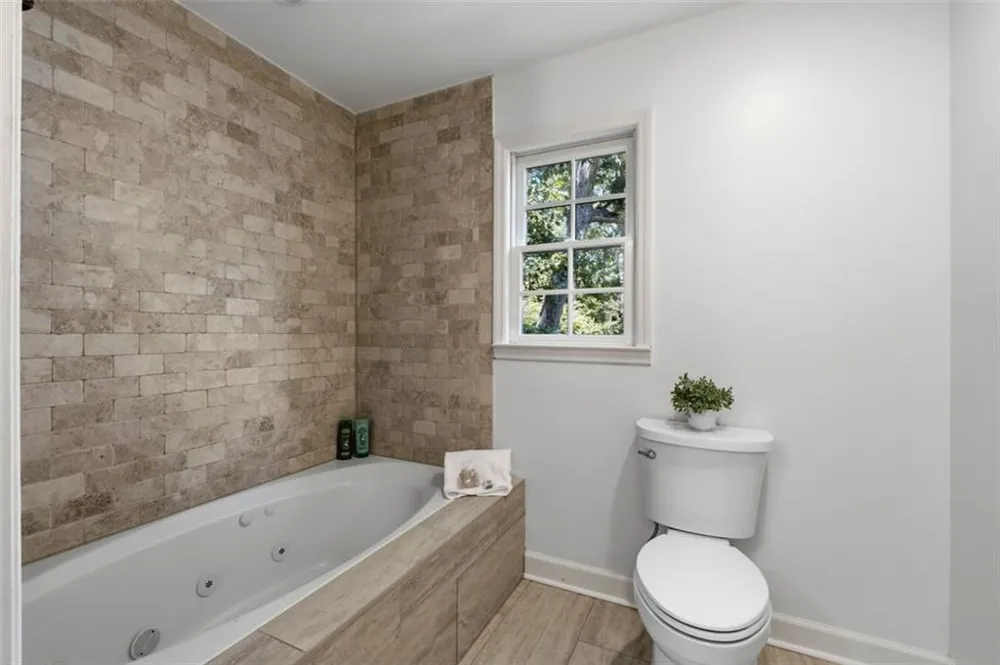 7140 Duncourtney Drive Sandy Springs, GA 30328