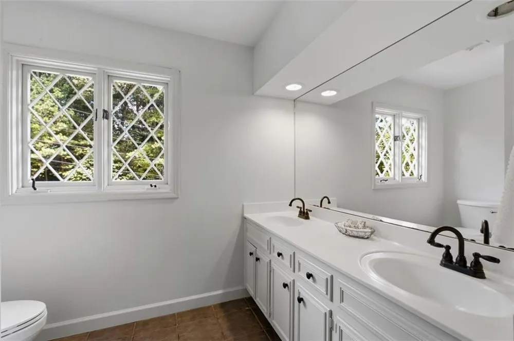 7140 Duncourtney Drive Sandy Springs, GA 30328
