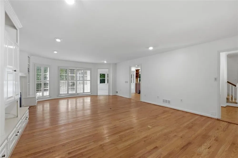 7140 Duncourtney Drive Sandy Springs, GA 30328