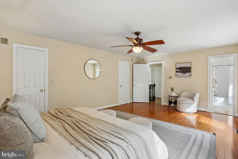 9806 CAMPBELL DRIVE Kensington, MD 20895