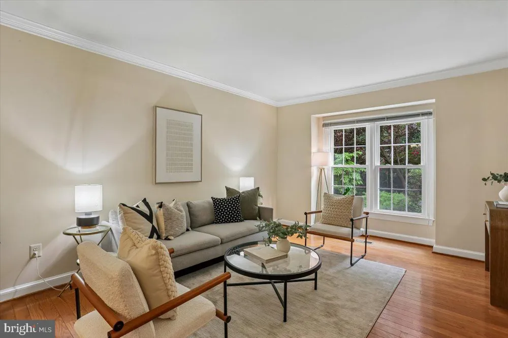 9806 CAMPBELL DRIVE Kensington, MD 20895