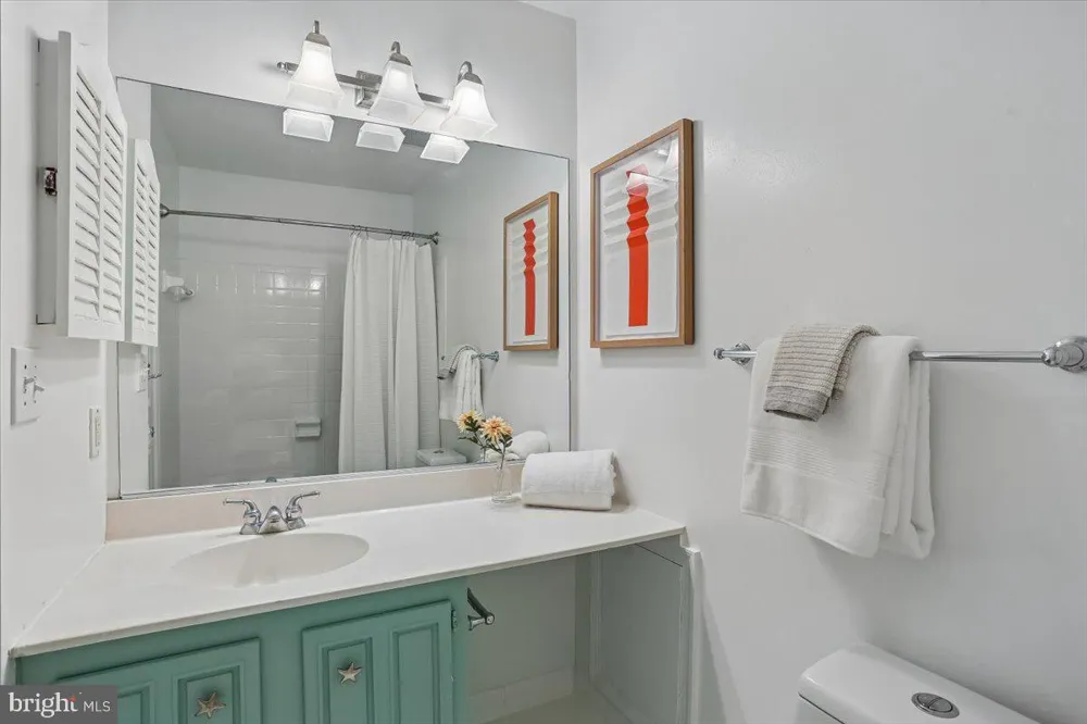 9806 CAMPBELL DRIVE Kensington, MD 20895