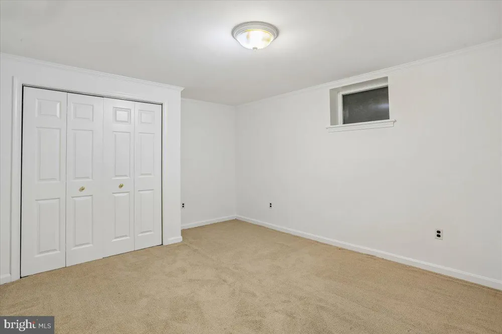9806 CAMPBELL DRIVE Kensington, MD 20895