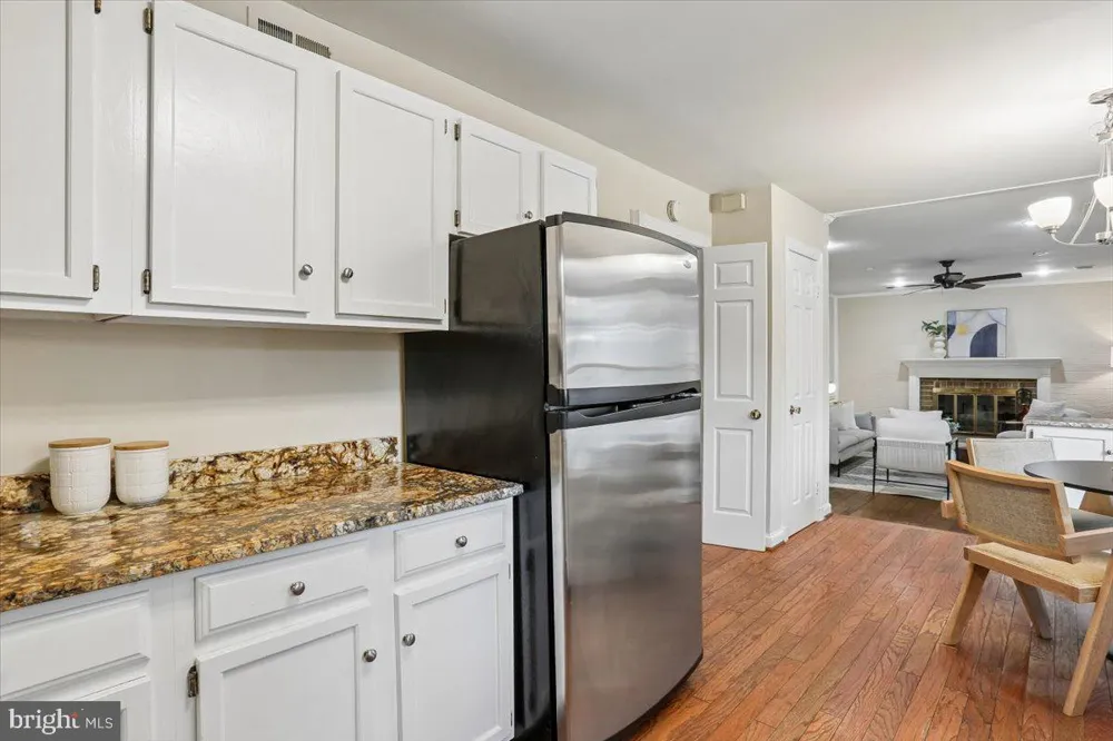 9806 CAMPBELL DRIVE Kensington, MD 20895