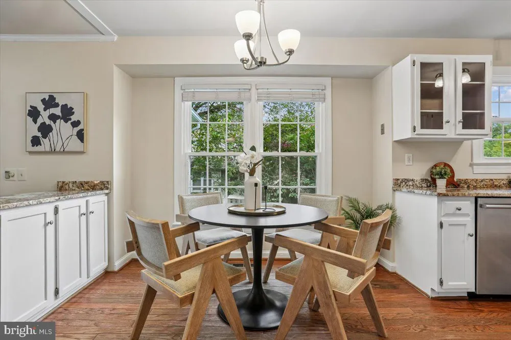 9806 CAMPBELL DRIVE Kensington, MD 20895