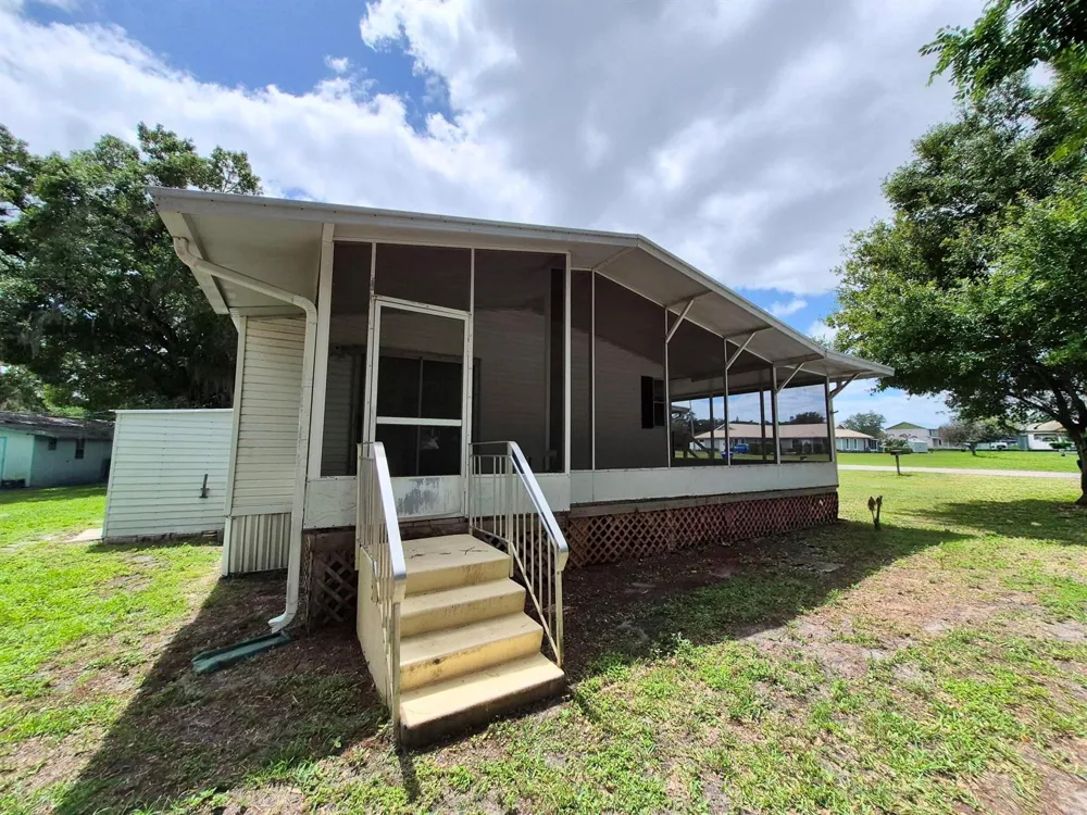 301 SE 5th Avenue Okeechobee, FL 34974