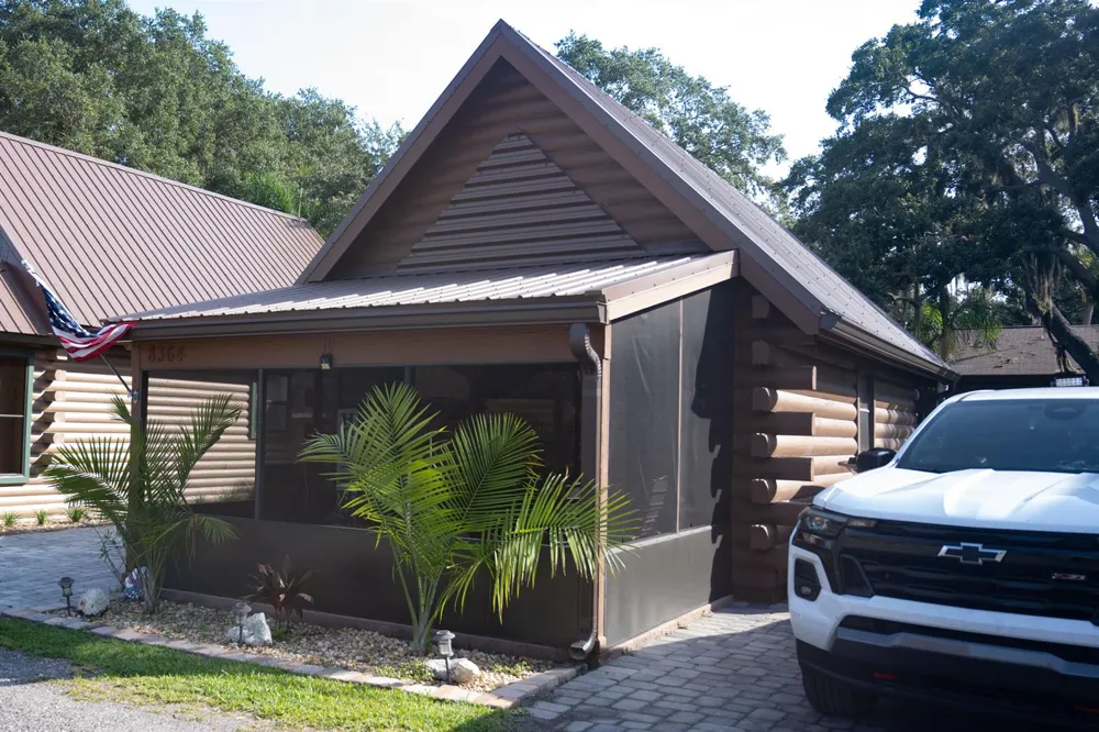 8364 US-441 Okeechobee, FL 34974