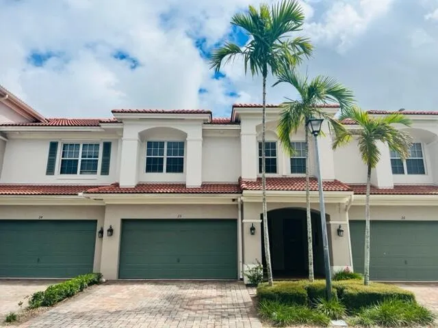25 Beechdale Lane Boynton Beach, FL 33426