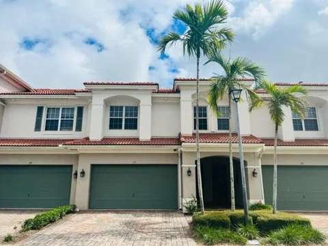 25 Beechdale Lane