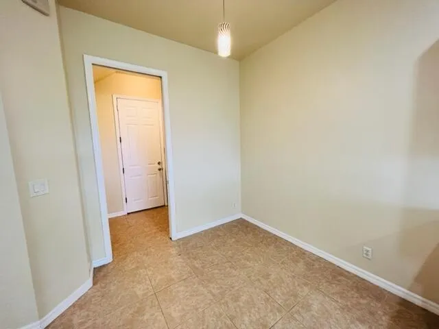 25 Beechdale Lane Boynton Beach, FL 33426