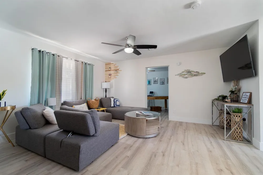 1416 W HARDEE STREET Lantana, FL 33462