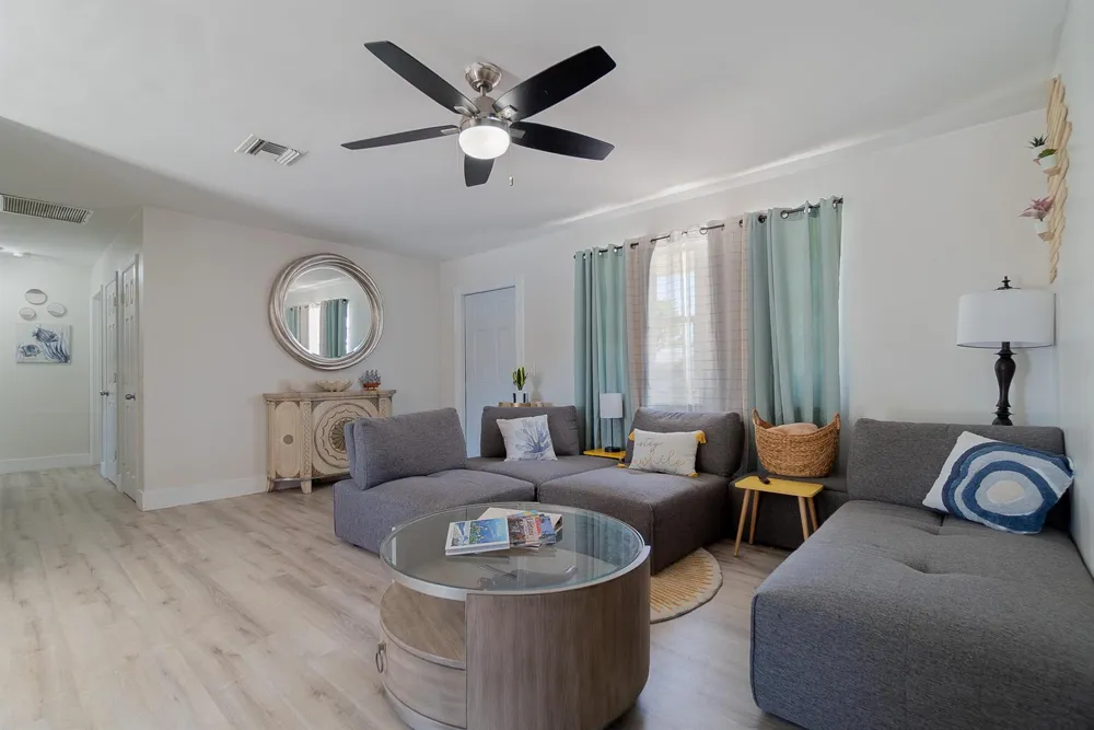 1416 W HARDEE STREET Lantana, FL 33462