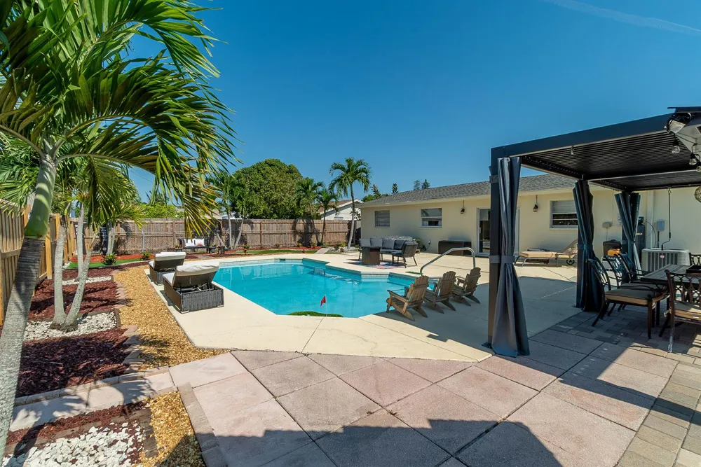 1416 W HARDEE STREET Lantana, FL 33462
