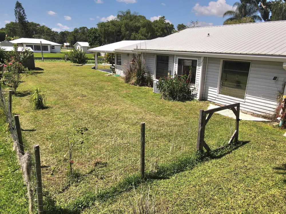 2922 SE 28TH STREET Okeechobee, FL 34974