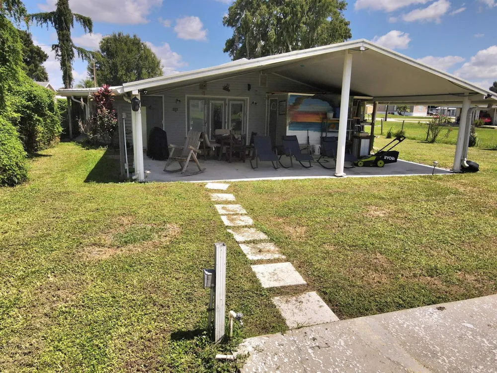 2922 SE 28TH STREET Okeechobee, FL 34974
