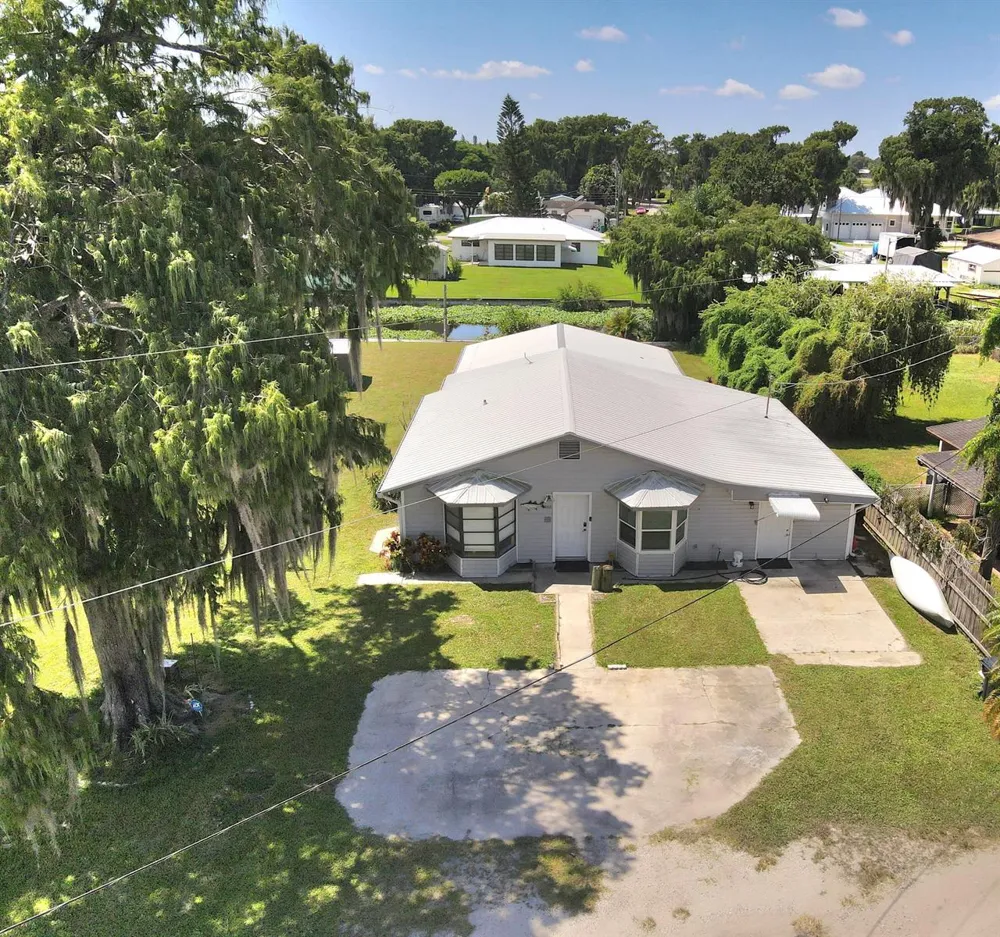 2922 SE 28TH STREET Okeechobee, FL 34974