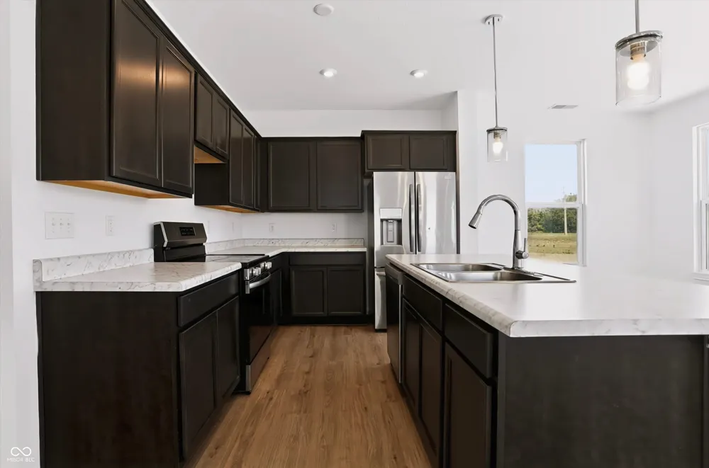 2014 Oak Leaf Way Shelbyville, IN 46176