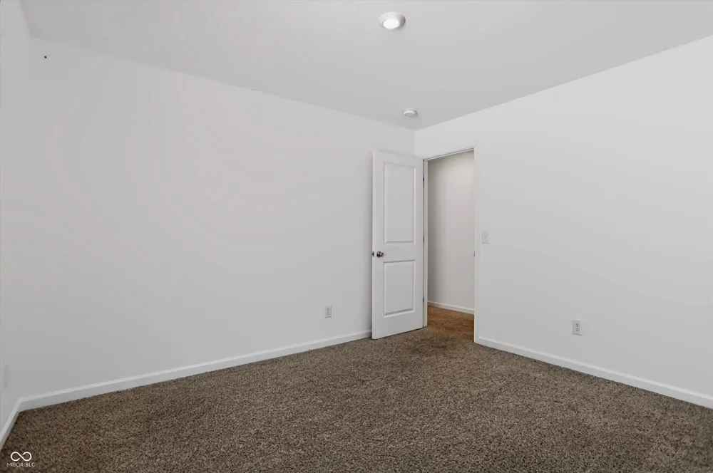 2014 Oak Leaf Way Shelbyville, IN 46176