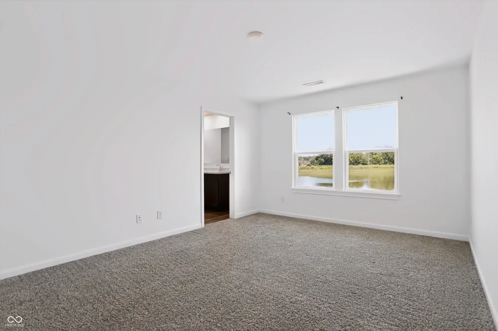 2014 Oak Leaf Way Shelbyville, IN 46176