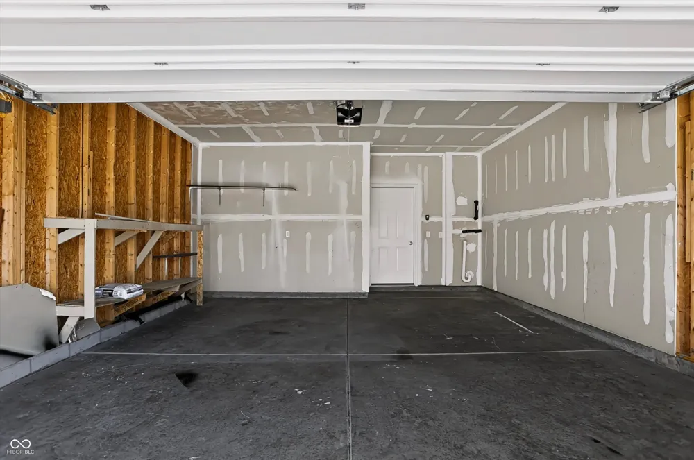 2014 Oak Leaf Way Shelbyville, IN 46176