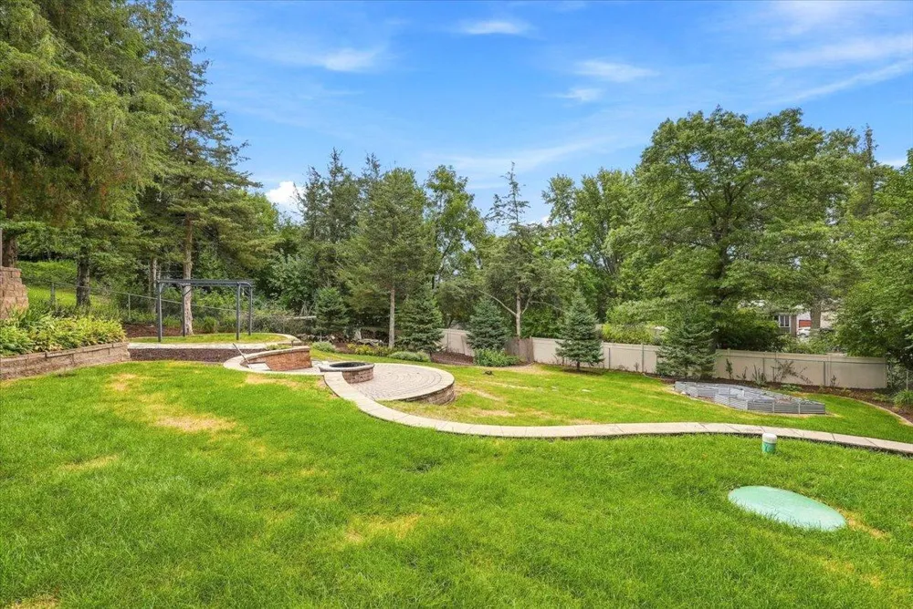 57 Quamwell Avenue S Lakeland, MN 55043