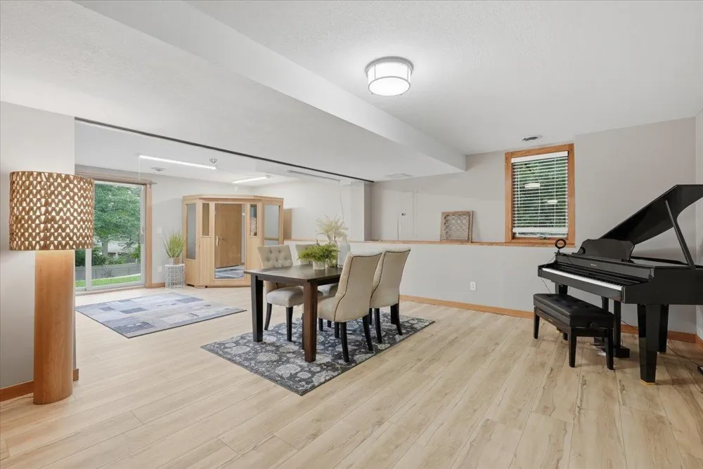 57 Quamwell Avenue S Lakeland, MN 55043
