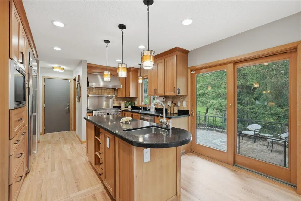 57 Quamwell Avenue S Lakeland, MN 55043