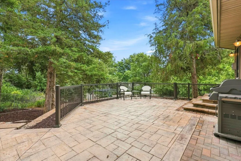 57 Quamwell Avenue S Lakeland, MN 55043
