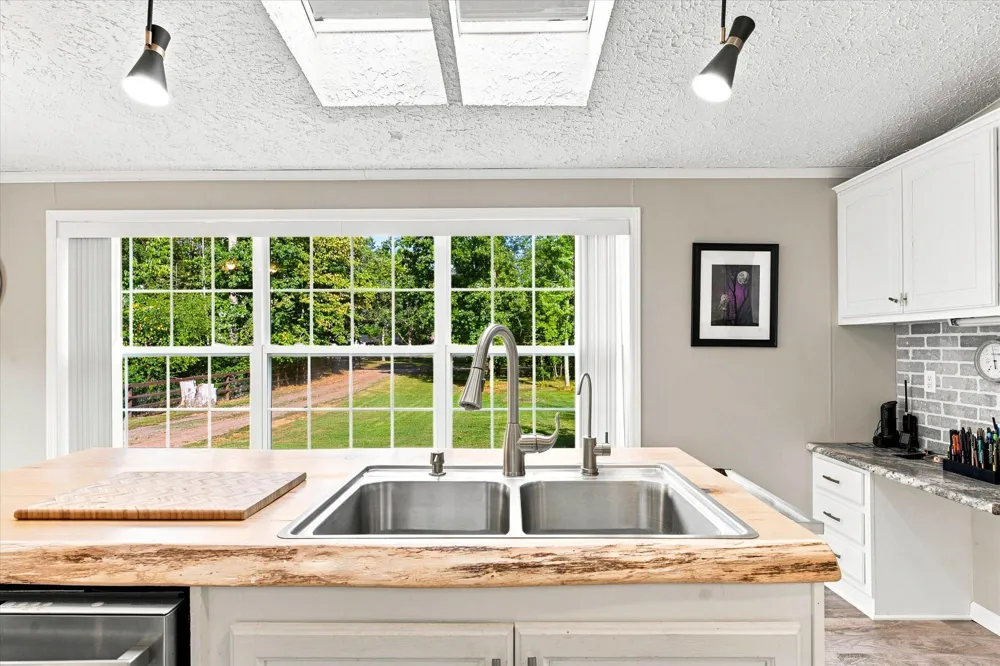 18004 Mission Creek Run Brook Park, MN 55007